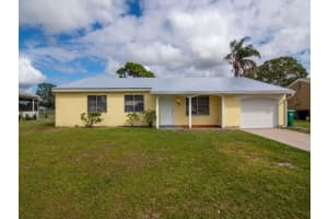 365 SW Belmont Circle, Port Saint Lucie, FL 34953 - MLS#R11131136