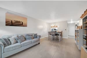 2812 S Garden Drive 109, Lake Worth, FL 33461 - MLS#R11131139
