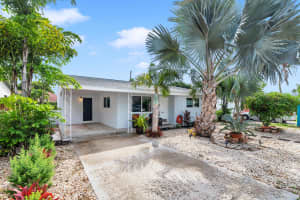 1720 N L Street, Lake Worth Beach, FL 33460 - MLS#R11131144