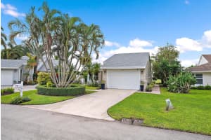 6642 S Pine Court, Palm Beach Gardens, FL 33418 - MLS#R11131163