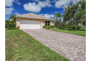 5310 Valencia Lane SW, Vero Beach, FL 32968 Sold 11/21/25