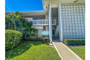 4501 S Ocean Boulevard B5, South Palm Beach, FL 33480 - MLS#R11131203