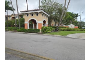 4179 N Haverhill Road 606, West Palm Beach, FL 33417 - MLS#R11131218