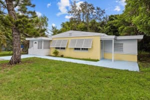 320 7th Road SW, Vero Beach, FL 32962 Sold 11/26/25