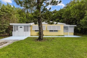 320 7th Road SW, Vero Beach, FL 32962 - MLS#R11131229