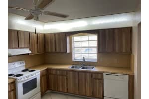 442 Franconia Circle, Lake Worth, FL 33467 Sold 01/15/26