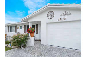 2208 SW 19th Avenue, Boynton Beach, FL 33426 - MLS#R11131263