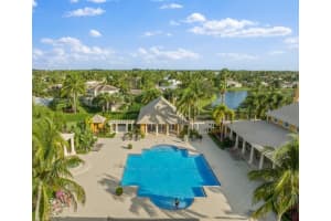 6585 Martinique Way, Vero Beach, FL 32967 - MLS#R11131371