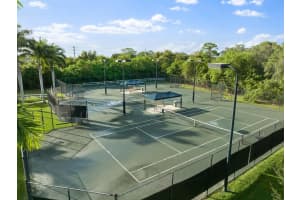 6585 Martinique Way, Vero Beach, FL 32967 - MLS#R11131371