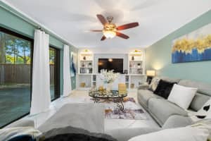 702 Buttonwood Lane, Boynton Beach, FL 33436 Sold 12/12/25