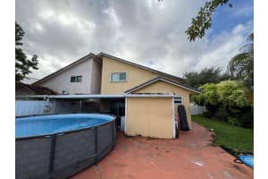 7893 SW 9th Terrace, Miami, FL 33144 - MLS#R11131402