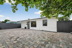 5008 Parker Avenue, West Palm Beach, FL 33405 - MLS#R11131429