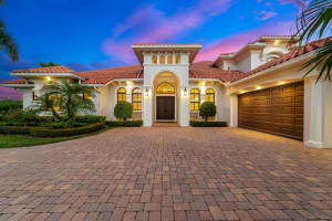 174 SE Strada Tione, Port Saint Lucie, FL 34952 - MLS#R11131437