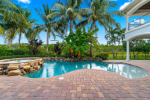 174 SE Strada Tione, Port Saint Lucie, FL 34952 Sold 12/17/25