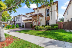 11823 SW 151st Place, Miami, FL 33196 - MLS#R11131495