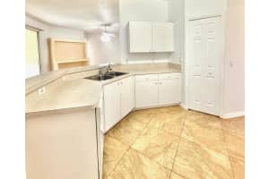 332 SW Glenwood Drive, Port St Lucie, FL 34984 - MLS#R11131505