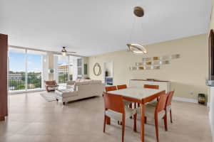 550 Okeechobee Boulevard 423, West Palm Beach, FL 33401 - MLS#R11131518