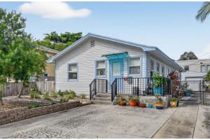 519 Kanuga Drive, West Palm Beach, FL 33401 - MLS#R11131535