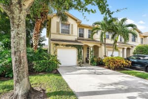 202 Elm Way, Boynton Beach, FL 33426 - MLS#R11131538