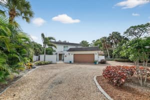 80 SE Saint Lucie Boulevard, Stuart, FL 34996 - MLS#R11131543