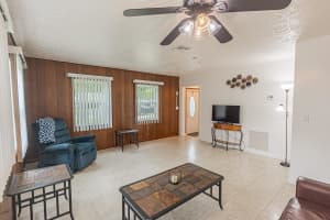 332 Ashley Street, Fort Pierce, FL 34982 - MLS#R11131559
