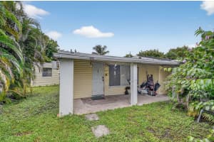 1079 Highview Road, Lake Worth, FL 33462 - MLS#R11131577
