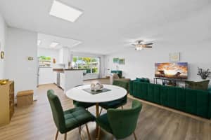1025 South Drive Drive B, Delray Beach, FL 33445 - MLS#R11131580