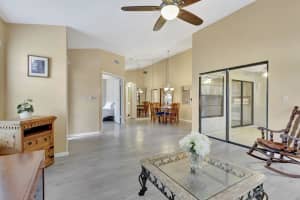 4289 Willow Pond Circle, West Palm Beach, FL 33417 - MLS#R11131647