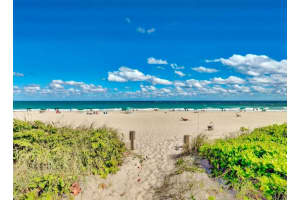 33 Ocean Avenue 301, Palm Beach Shores, FL 33404 - MLS#R11131666