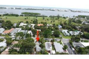 809 N Lakeside Drive, Lake Worth Beach, FL 33460 - MLS#R11131670