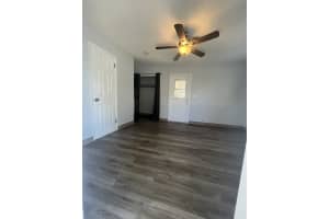 1421 Se 2nd Street E, Deerfield Beach