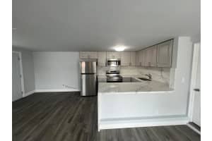 1421 Se 2nd Street S, Deerfield Beach