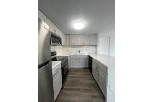 1421 SE 2nd Street Studio, Deerfield Beach, FL 33441 - MLS#R11131714