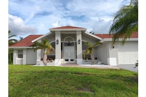 202 SW Parish Terrace, Port Saint Lucie, FL 34984 - MLS#R11131734