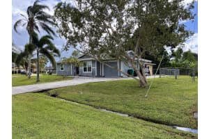 266 SW De Gouvea Terrace, Port Saint Lucie, FL 34984 - MLS#R11131746