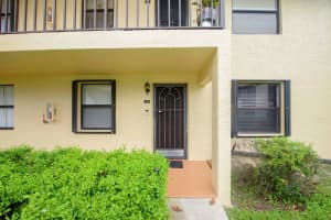 4689 Lucerne Lakes E Boulevard E 106, Lake Worth, FL 33467 Sold 12/12/25