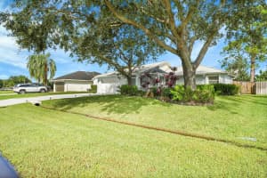 265 SE Todd Avenue, Port Saint Lucie, FL 34983 - MLS#R11131767