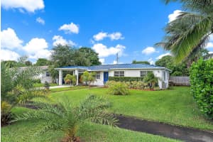 423 Hawthorne Drive, Lake Park, FL 33403 - MLS#R11131794