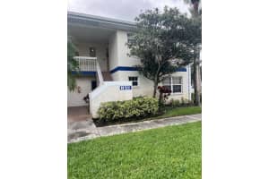 1512 Se Royal Green Circle 101, Port Saint Lucie