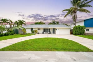 29 SE 8th Avenue, Deerfield Beach, FL 33441 - MLS#R11131816