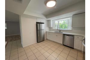 8236 97th Avenue, Vero Beach, FL 32967 - MLS#R11131826