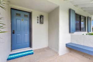 908 Club Drive 908, Palm Beach Gardens, FL 33418 Sold 12/08/25