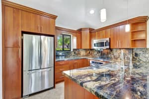 908 Club Drive 908, Palm Beach Gardens, FL 33418 - MLS#R11131839