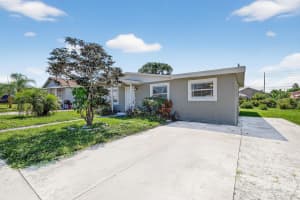 1373 W 30th Street, Riviera Beach, FL 33404 - MLS#R11131851