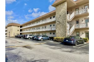 5181 W Oakland Park Boulevard 212, Lauderdale Lakes, FL 33313 - MLS#R11131855