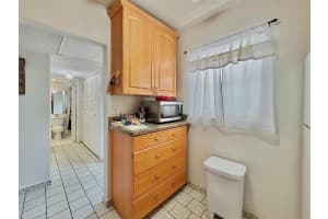 5181 W Oakland Park Boulevard 212, Lauderdale Lakes, FL 33313 - MLS#R11131855