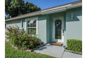 441 10th Place, Vero Beach, FL 32960 Sold 11/21/25