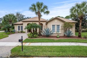 801 SW Classico Court, Port Saint Lucie, FL 34986 - MLS#R11131887
