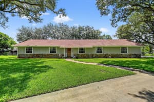 3108 Custer Avenue, Lake Worth, FL 33467 - MLS#R11131922