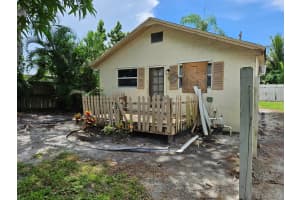 409 Perry Avenue, Greenacres, FL 33463 - MLS#R11131937